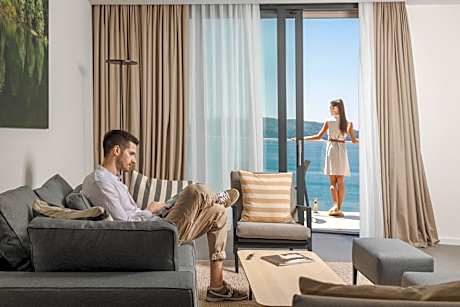 Boutique Hotel Shell