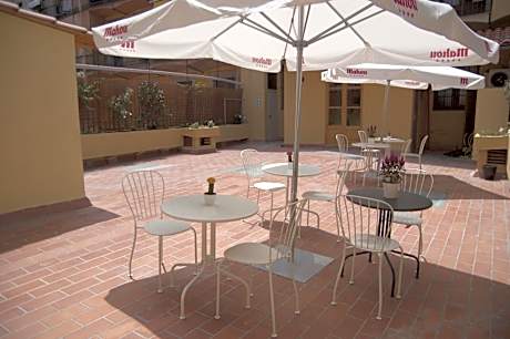 BCN Home Guest House