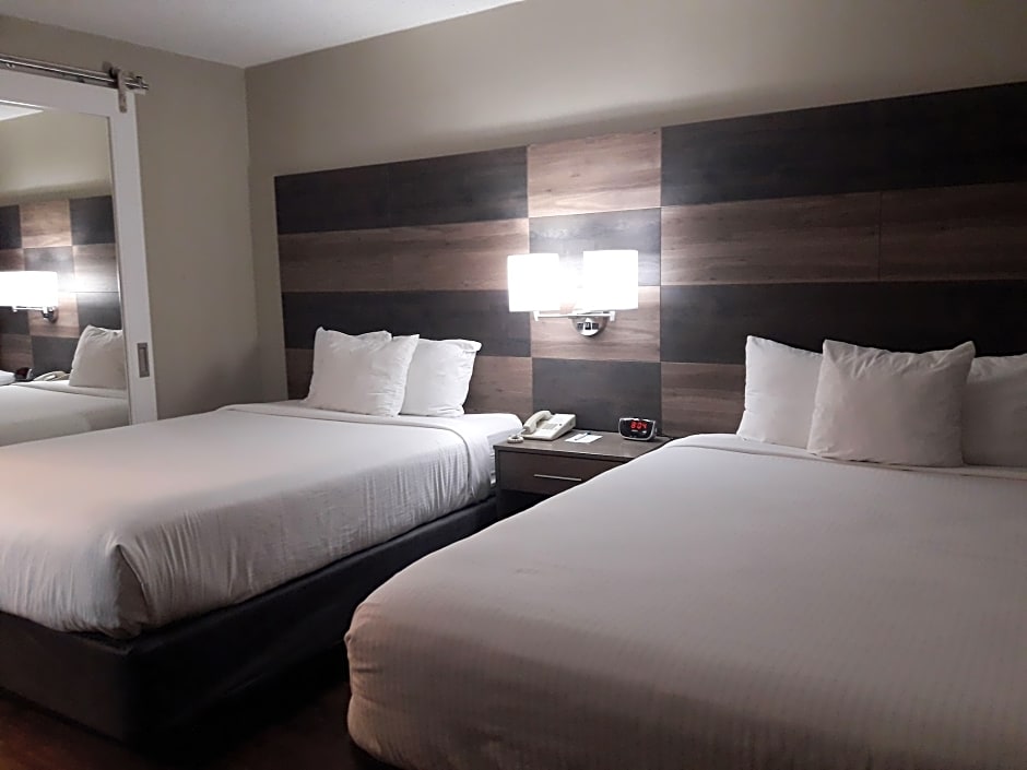 Clarion Pointe University/Expo