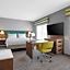 Hampton Inn & Suites Bakersfield Central