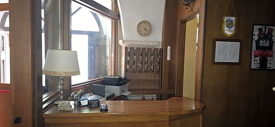 Hotel Natros
