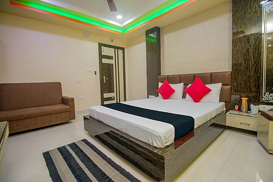 Hotel Stay In by OYO Rooms – Coochbehar, OK