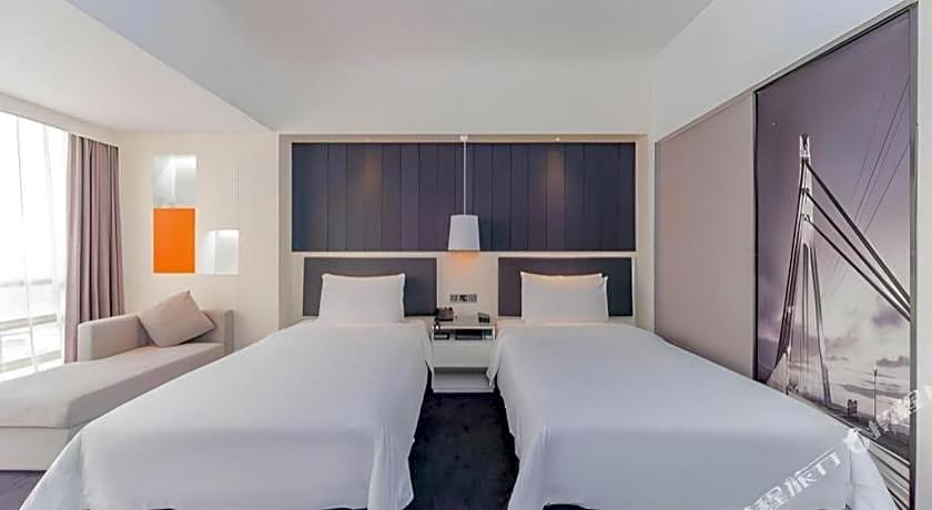 Aishang Hotel (Lecong Furniture Mall, Foshan)