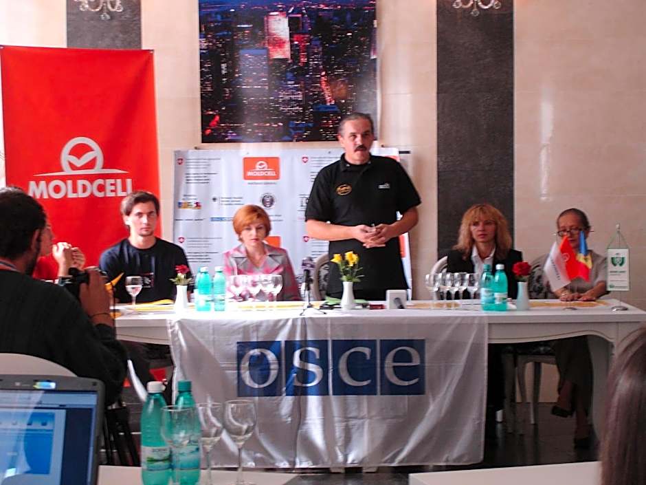 Manhattan Hotel & Restaurant