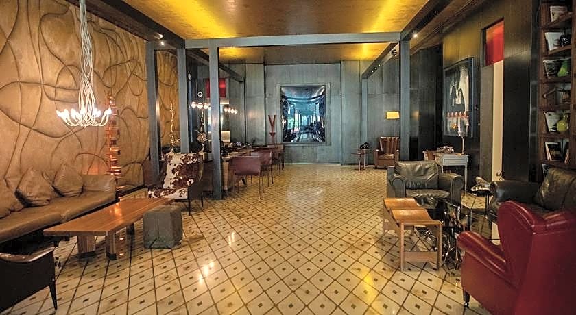 Saifi Suites
