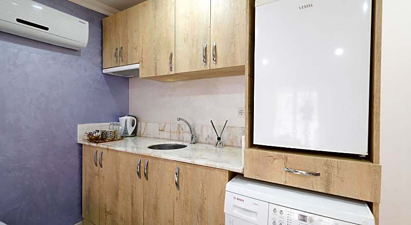 Loren Hotel & Suites