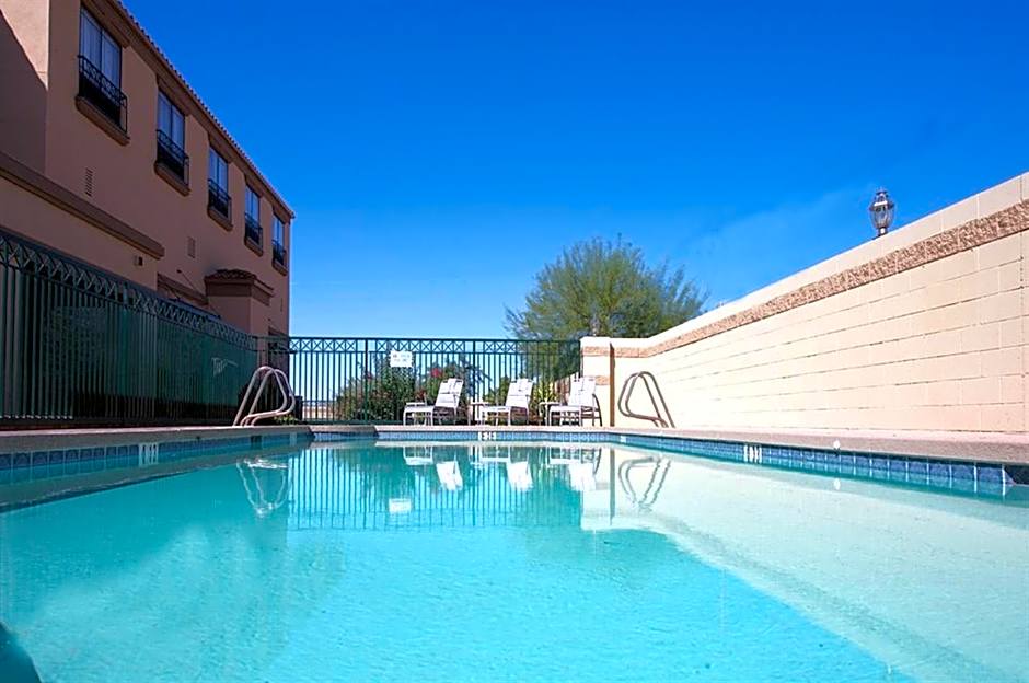 GreenTree Inn and Suites