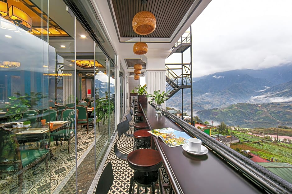 DeLaSol Sapa - Central Boutique Hotel