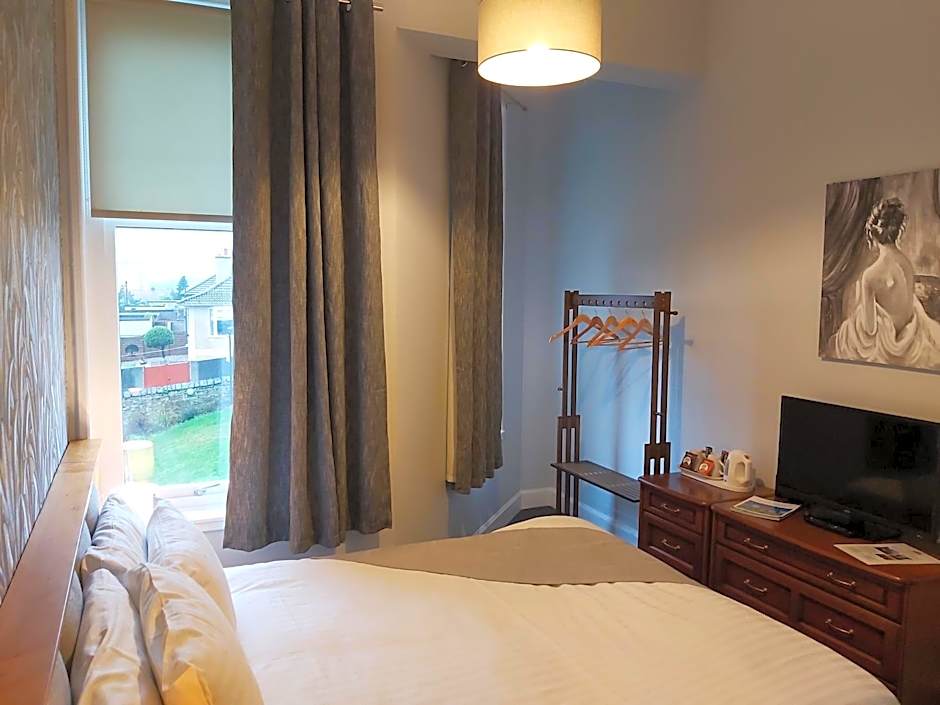 The Strathearn Hotel