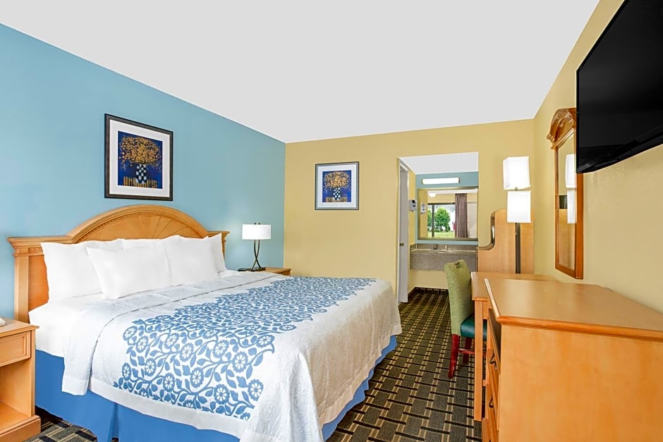 Days Inn by Wyndham Ruther Glen Kings Dominion Area
