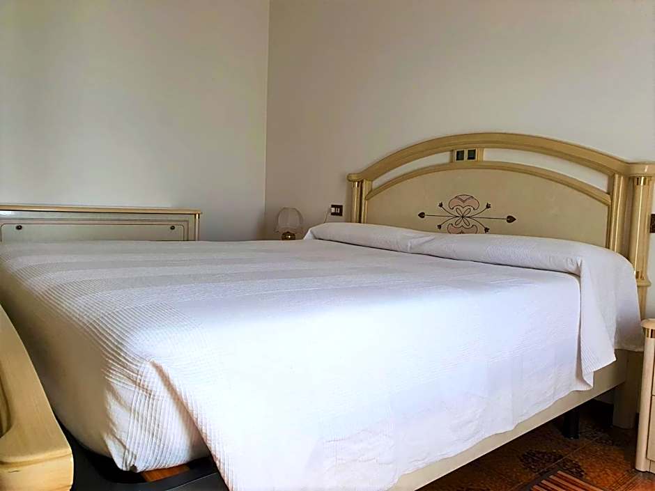 Hotel Madonna di Luciago