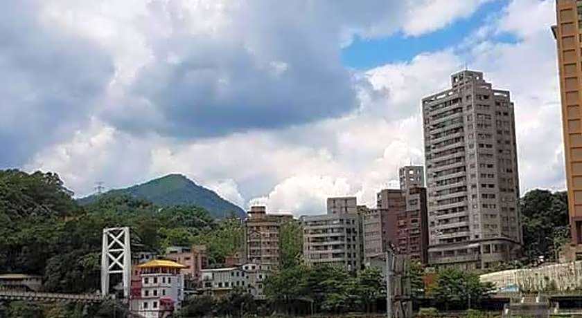 New California Hotel