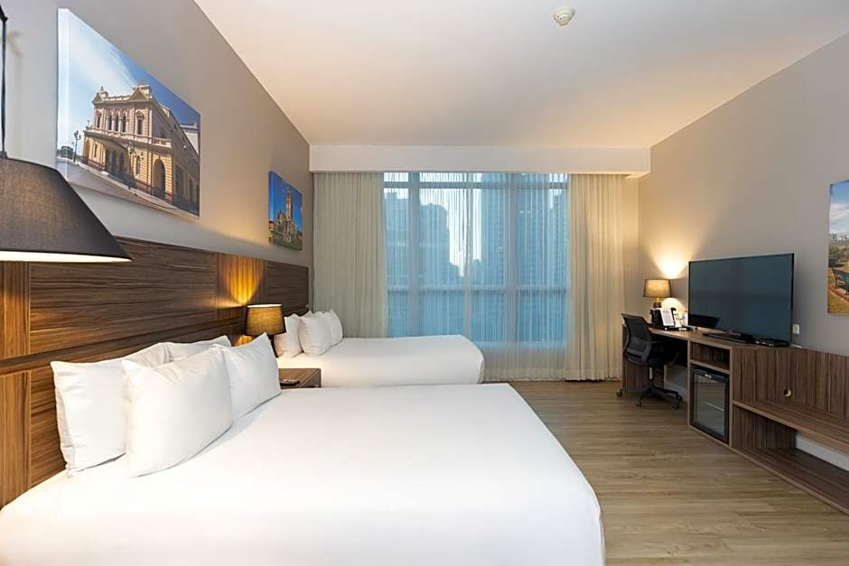 Victoria Hotel and Suites Panama