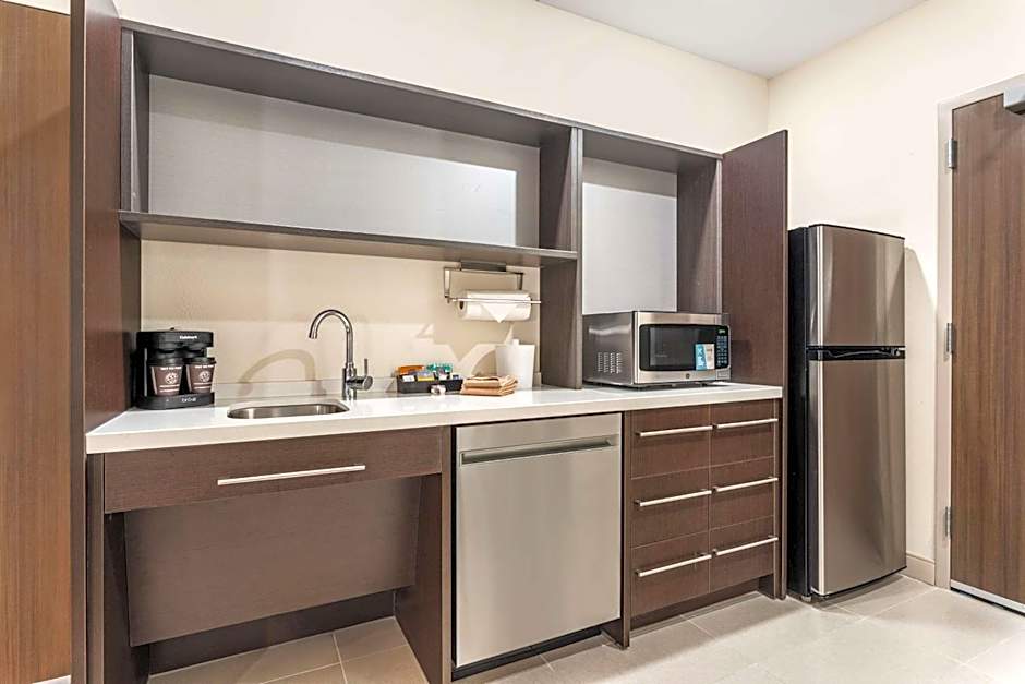 Home2 Suites By Hilton Cedar Rapids Westdale