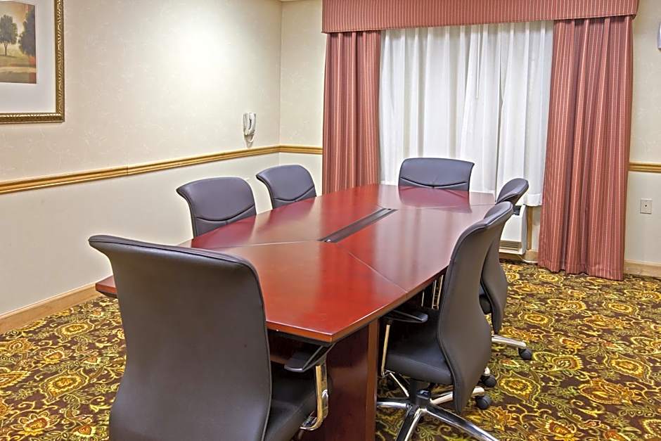 Country Inn & Suites by Radisson, Georgetown, KY