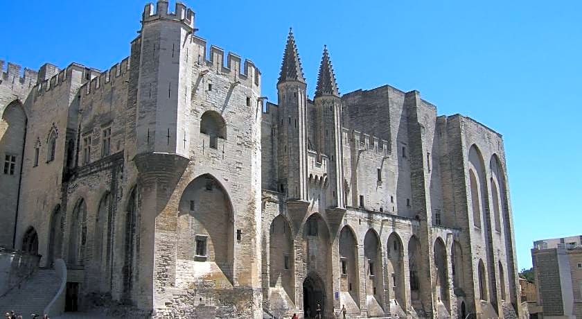 Clos St Pierre de Fraisse