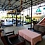 Ryan's Bay Hotel