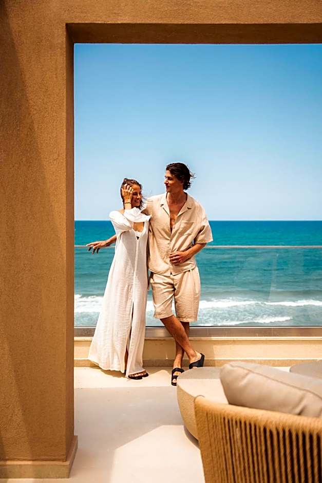 Batis Aero Beachfront Wellbeing Hotel