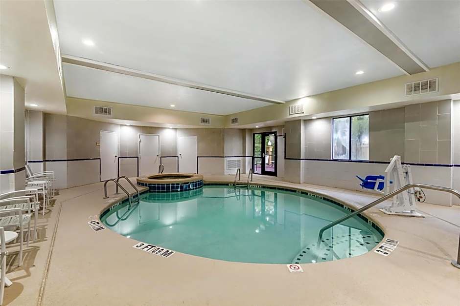 Best Western Plus Richmond Hill Inn