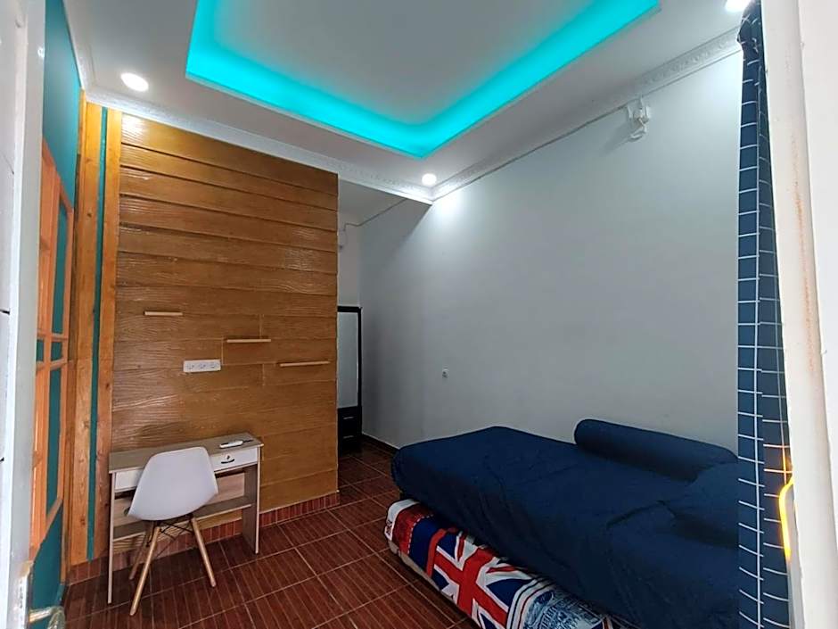 OYO Life 93158 Kost Asaka