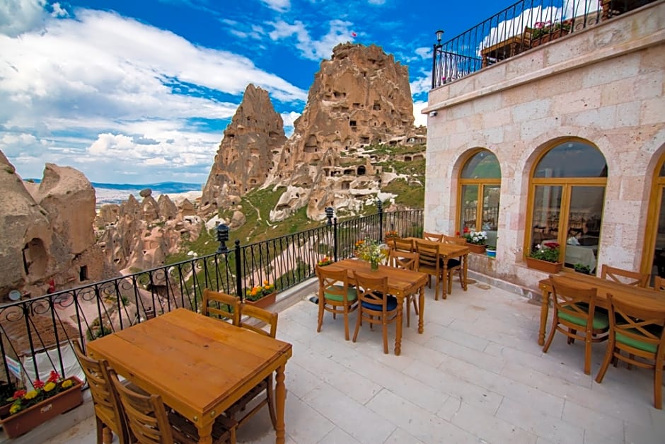 Caldera Cave Hotel