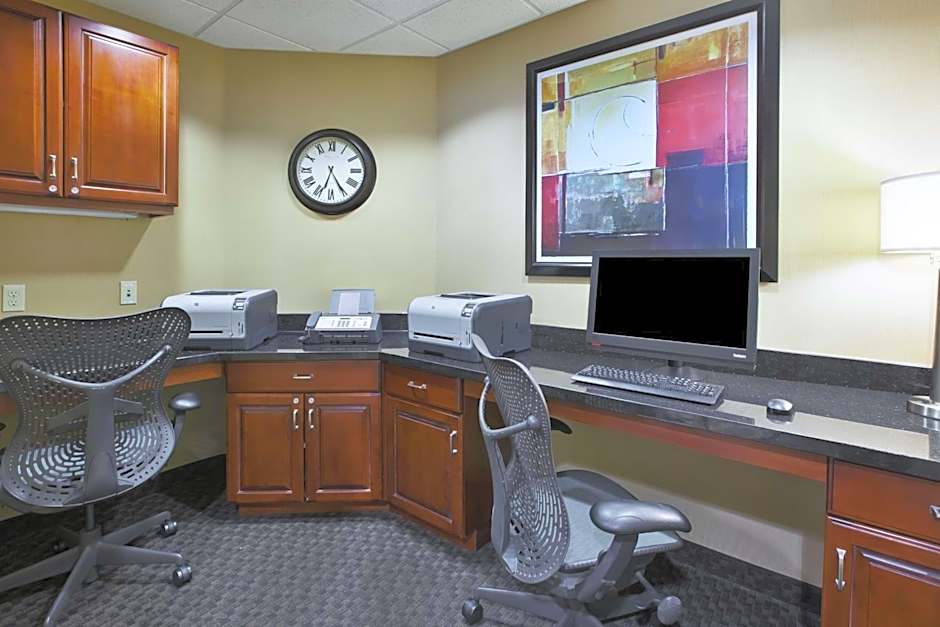 Hampton Inn and Suites Wichita Northeast
