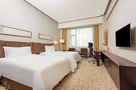 2 Double Standard Top Floor Lounge Access