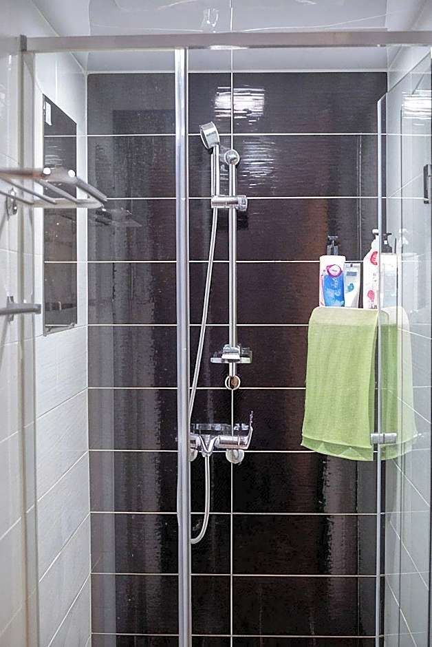 Mozzi Hostel