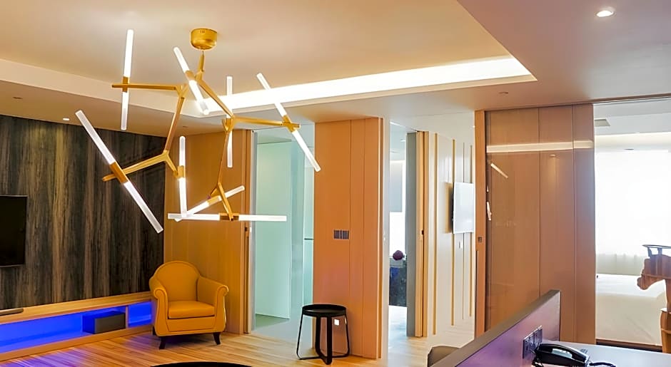 FX Hotel Tainan
