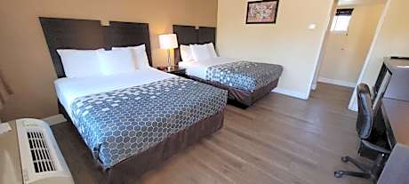 Queen Room with Two Queen Beds - Non-Smoking
