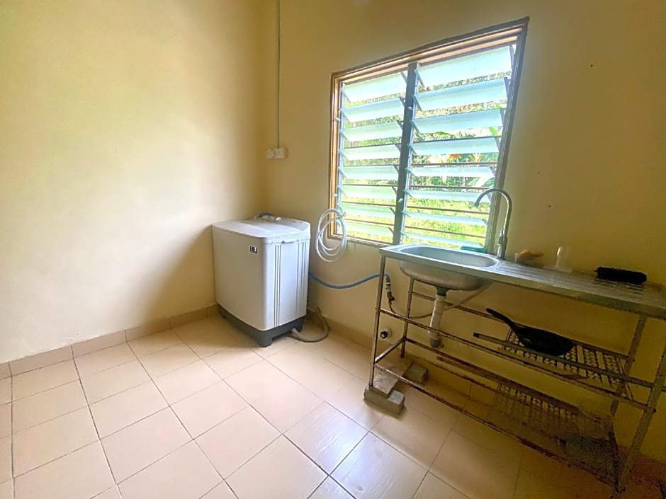 OYO 90382 Chaah Homestay 2