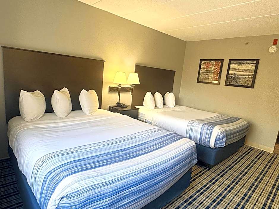 AmericInn by Wyndham Ames