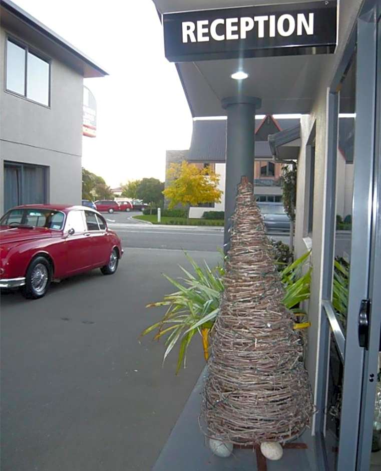 Blenheim Palms Motel