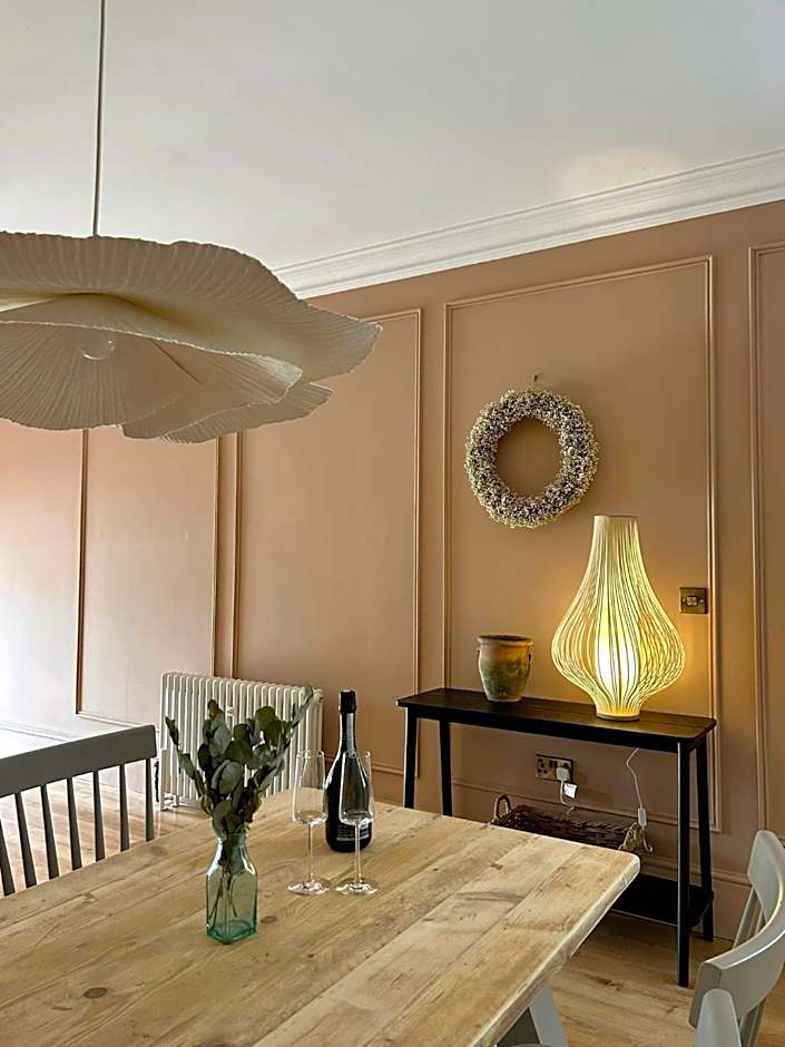 Railway House York by Chateau Anna