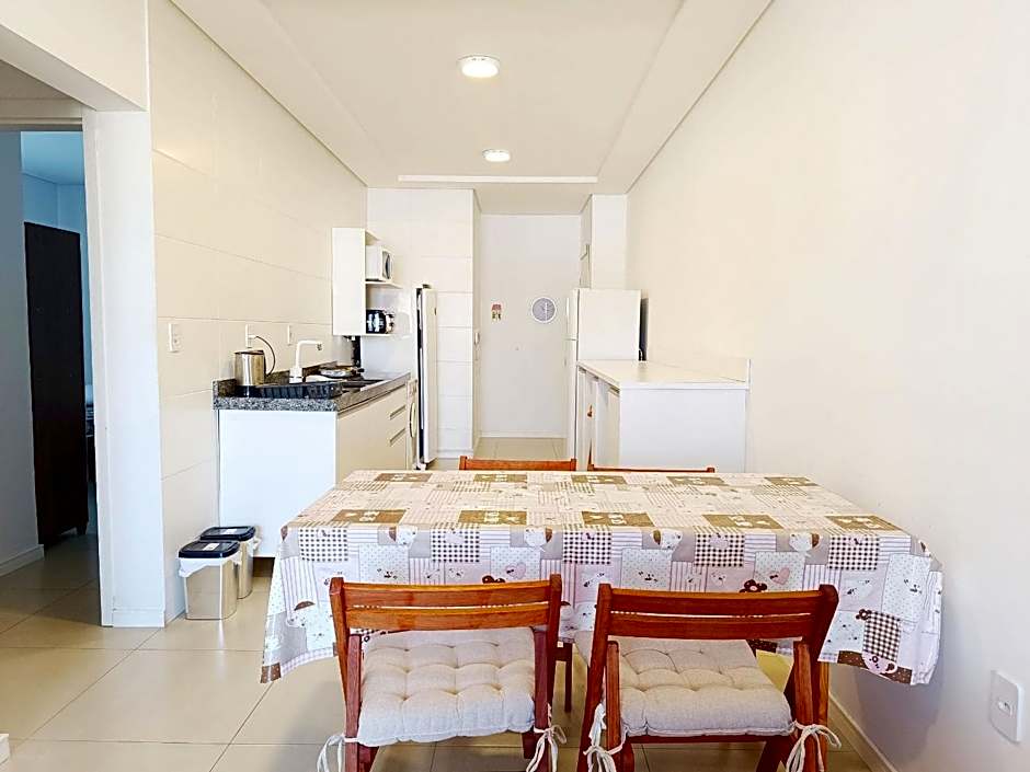 Apartamento Santinho, churrasqueira e ar - INE103