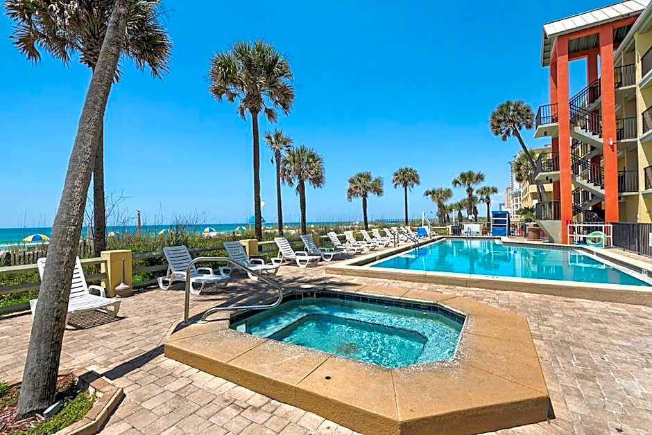 Ramada by Wyndham Panama City Beach / Beachfront