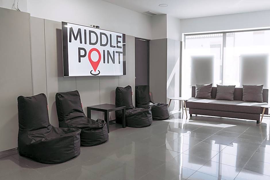Middle Point
