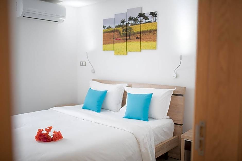 Toparadis Guest House