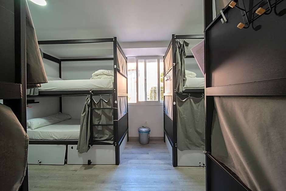 Be Happy Hostel - Albergue en el centro de Nerja