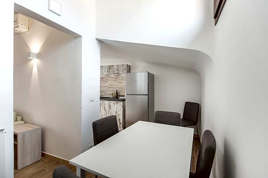 Apollo Guest House
