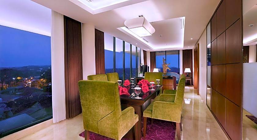 Aston Bojonegoro City Hotel