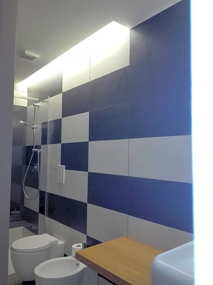 Patio 101 "Exclusive"