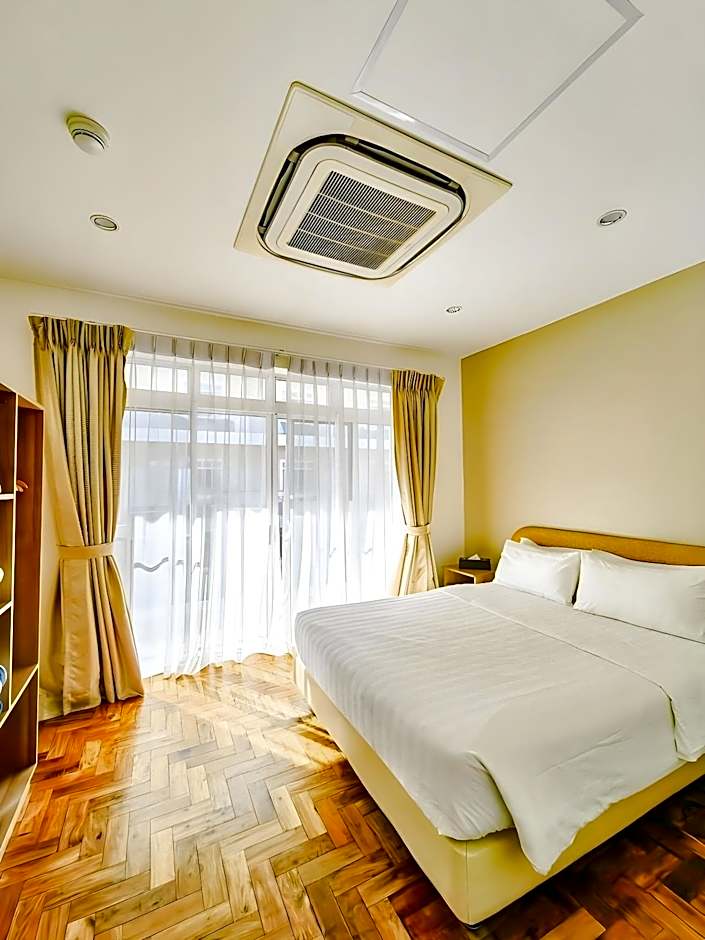 Awesome Hotel