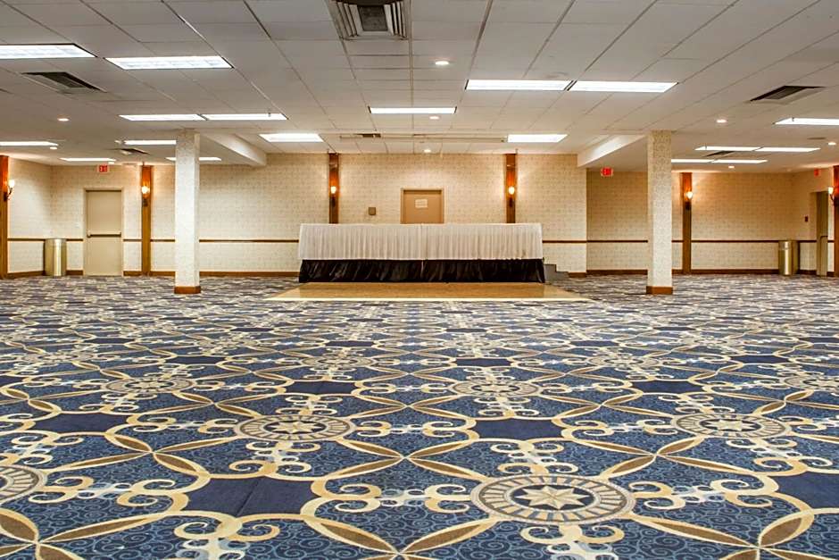 Econo Lodge Broken Arrow