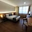 Marques Plaza Hotel