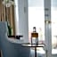 voco St. James Hotel By IHG