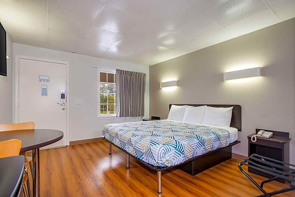 Motel 6-Walterboro, SC