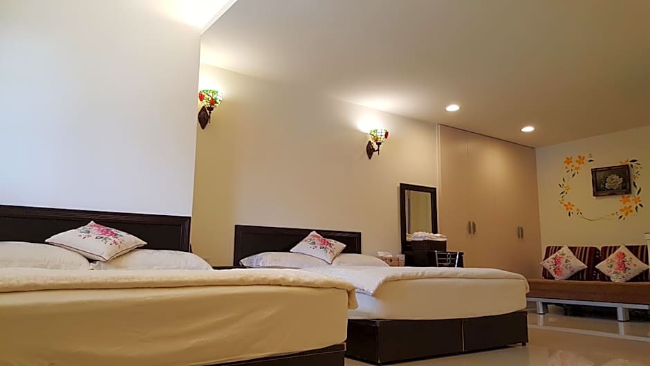 Qinbian B&B