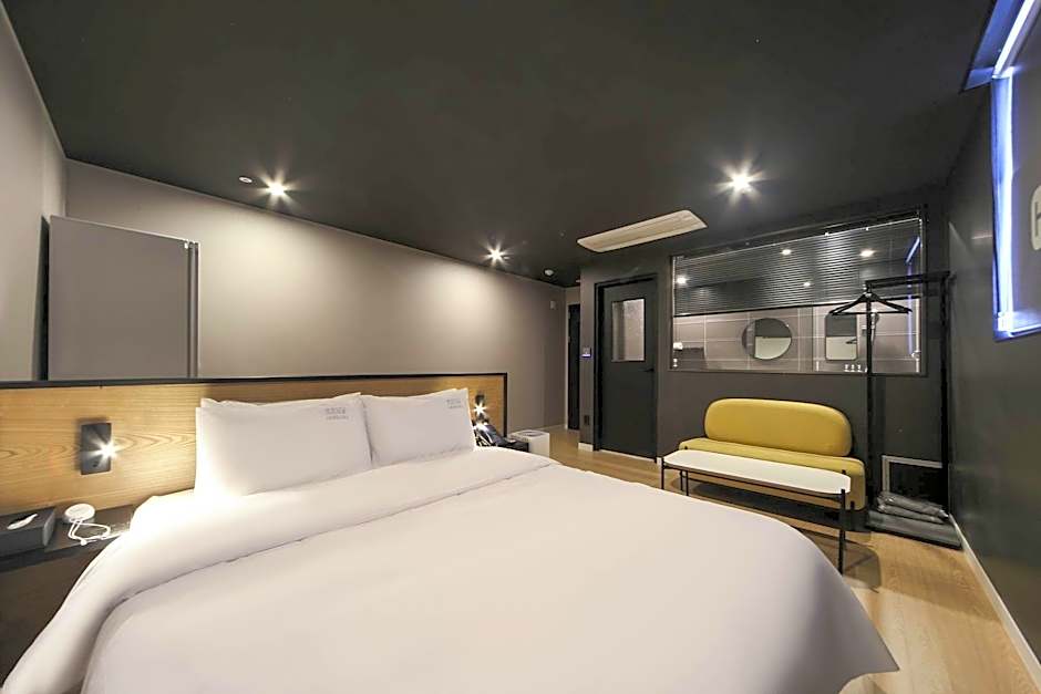 Hotel OU