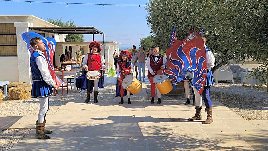 Tenuta Amostuni-Country House